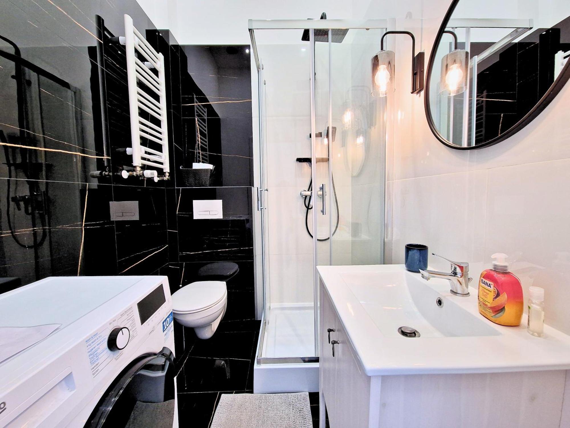 Gdanska Apartment *